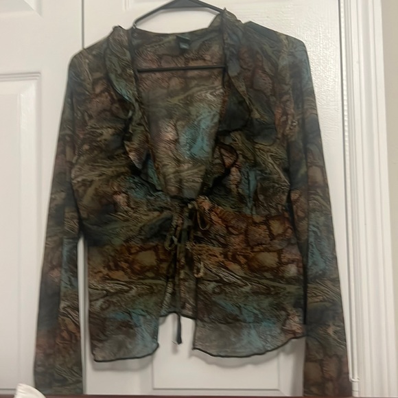 Size medium blouse - Picture 1 of 1